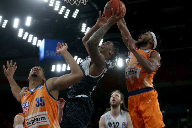 面带来积极 面带来积极